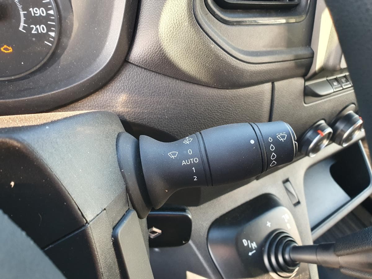 Renault Master 2.3 DCI · Ano 2021 — imagem 34