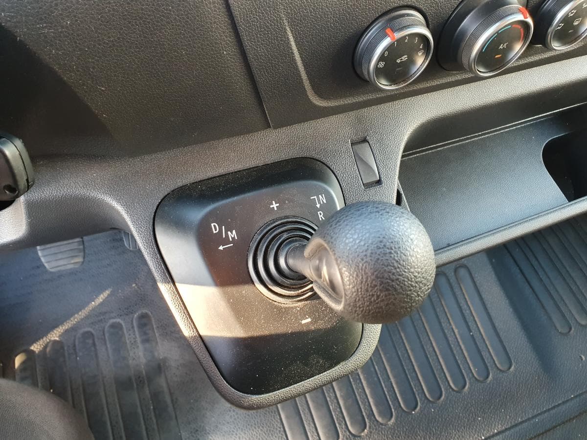 Renault Master 2.3 DCI · Ano 2021 — imagem 35