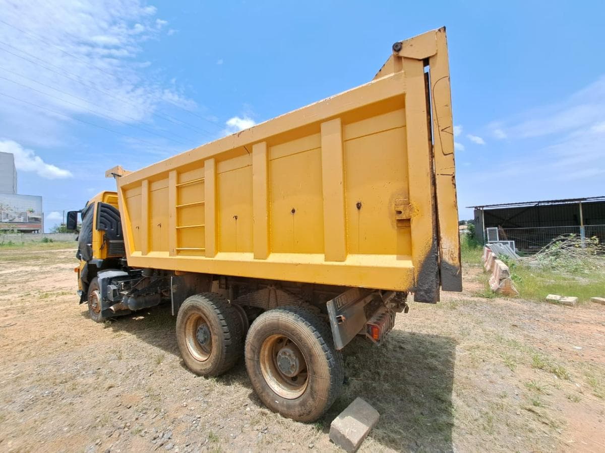 Camião basculante VOLVO FM400 — image 2