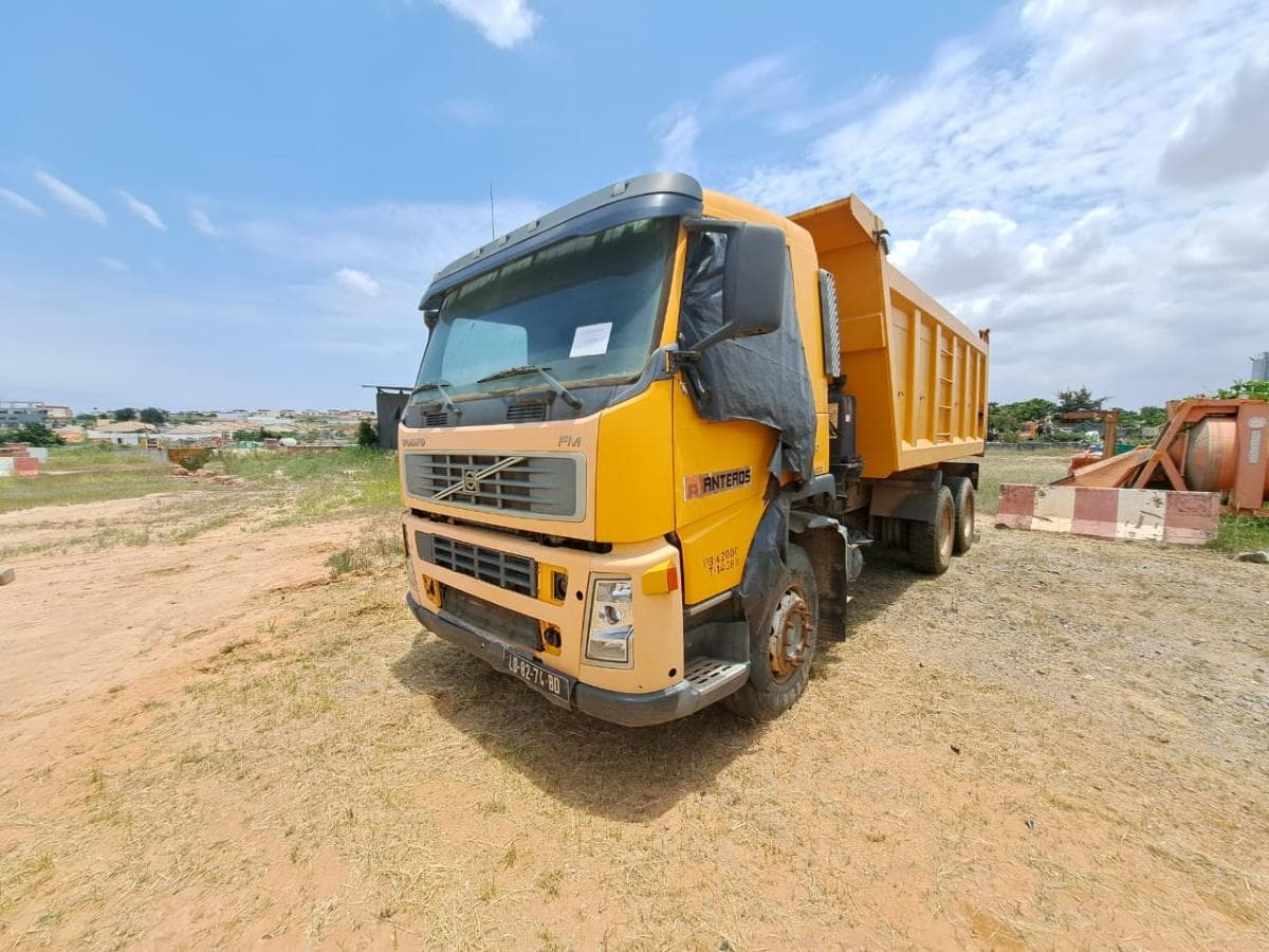 Camião basculante VOLVO FM400 — image 4