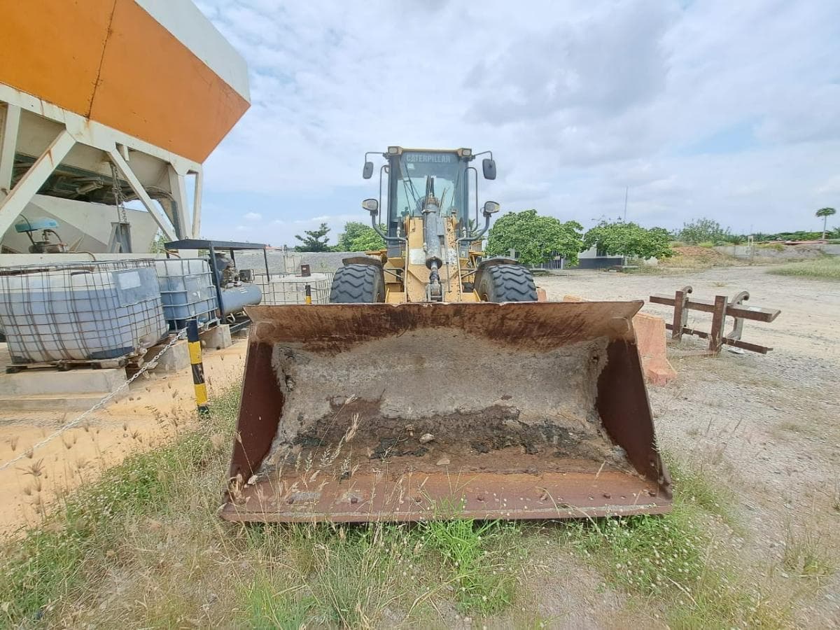 Pá carregadora CATERPILLAR 930H — image 6