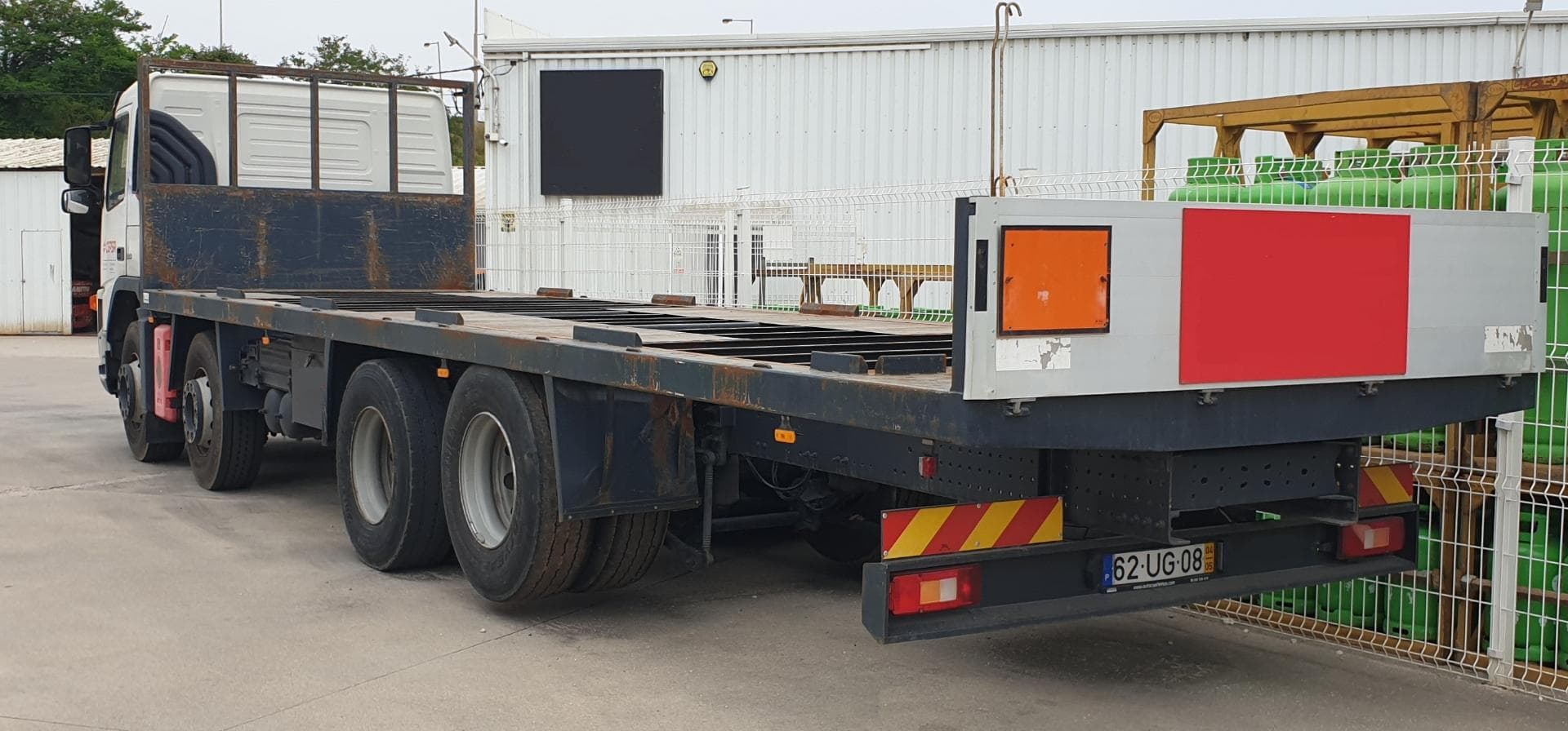 Volvo FM 12 380 · Ano 2004 — imagem 3