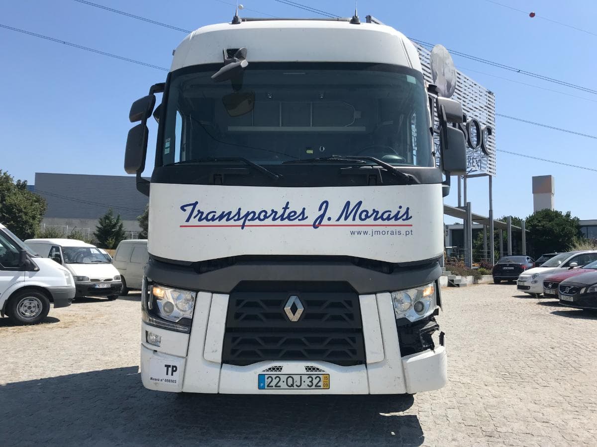 Renault T480 · Ano 2015 — image 2
