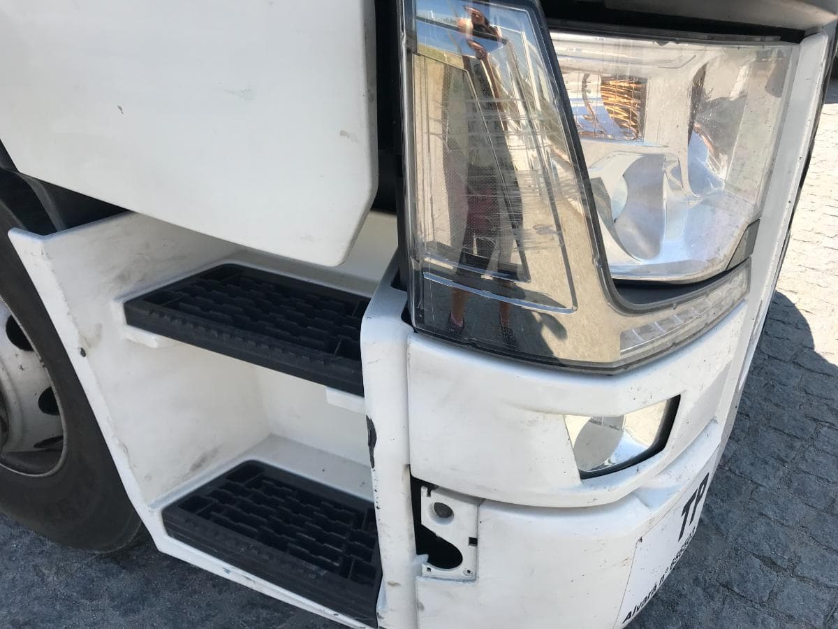Renault T480 · Ano 2015 — image 7