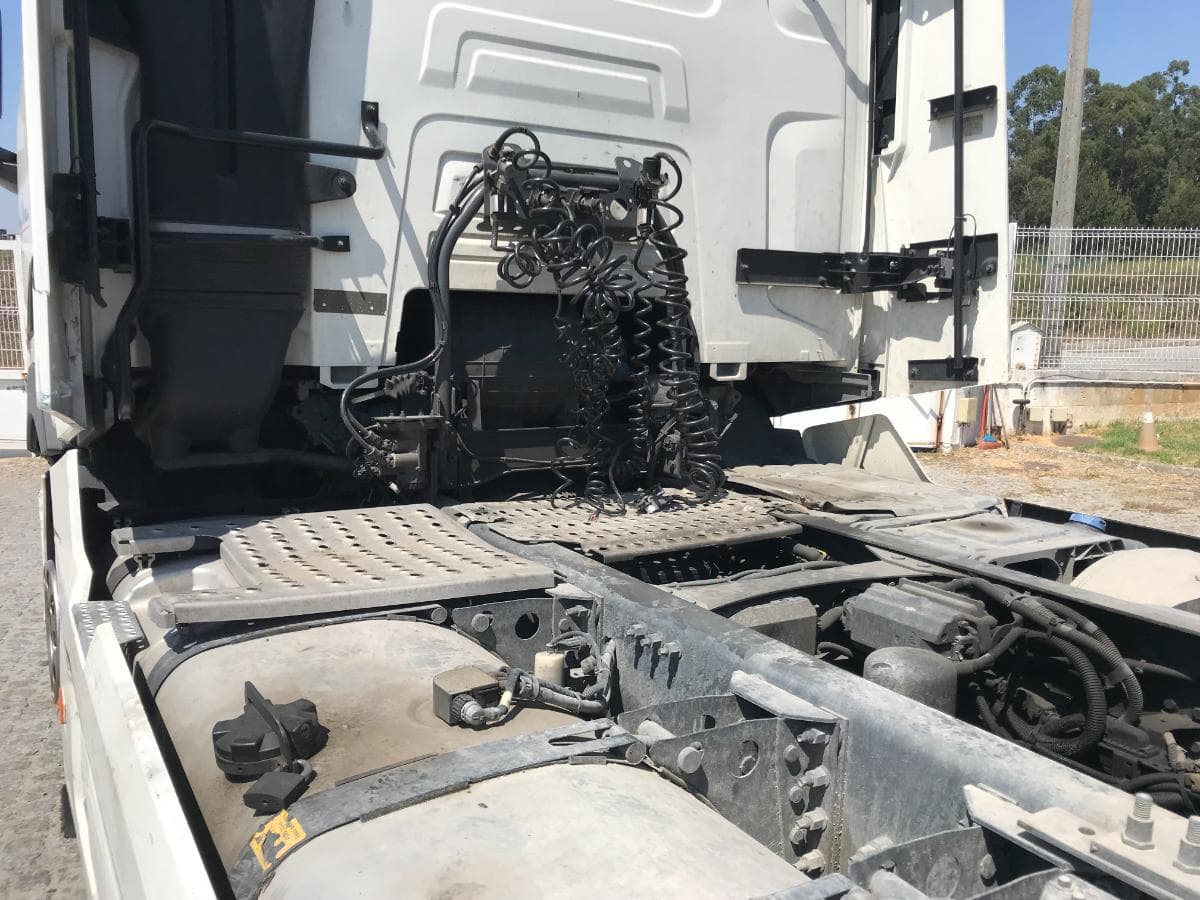 Renault T480 · Ano 2015 — image 8