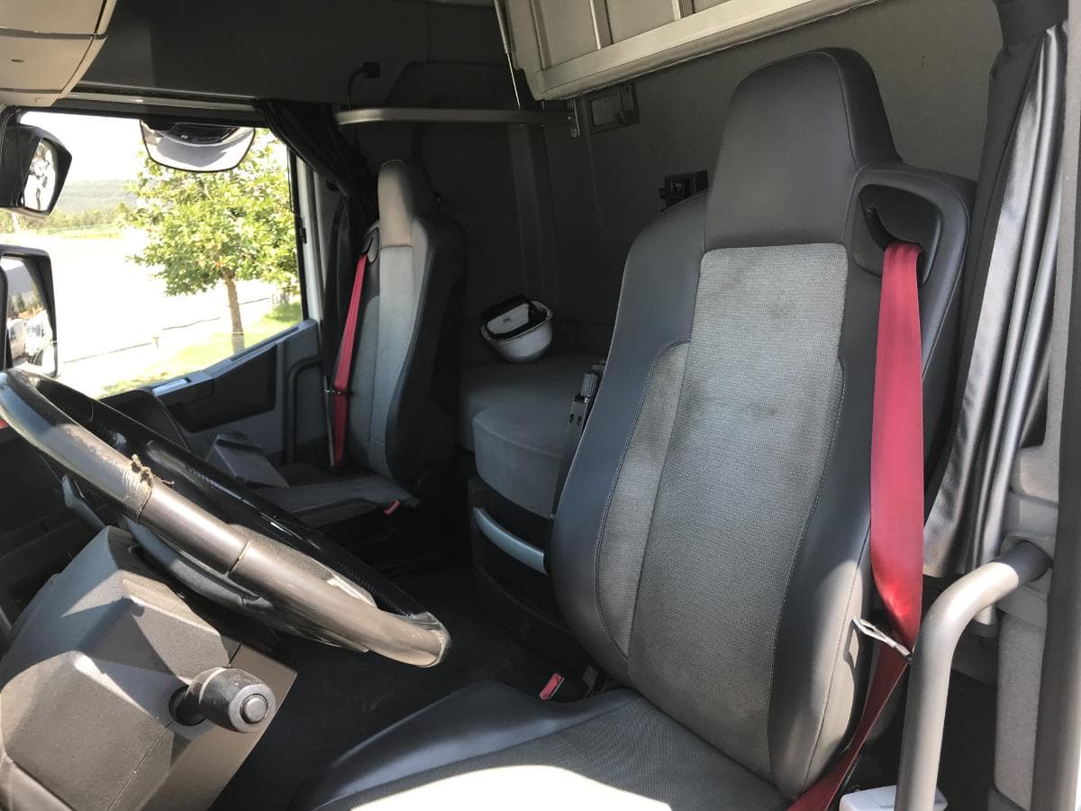Renault T480 · Ano 2015 — image 32