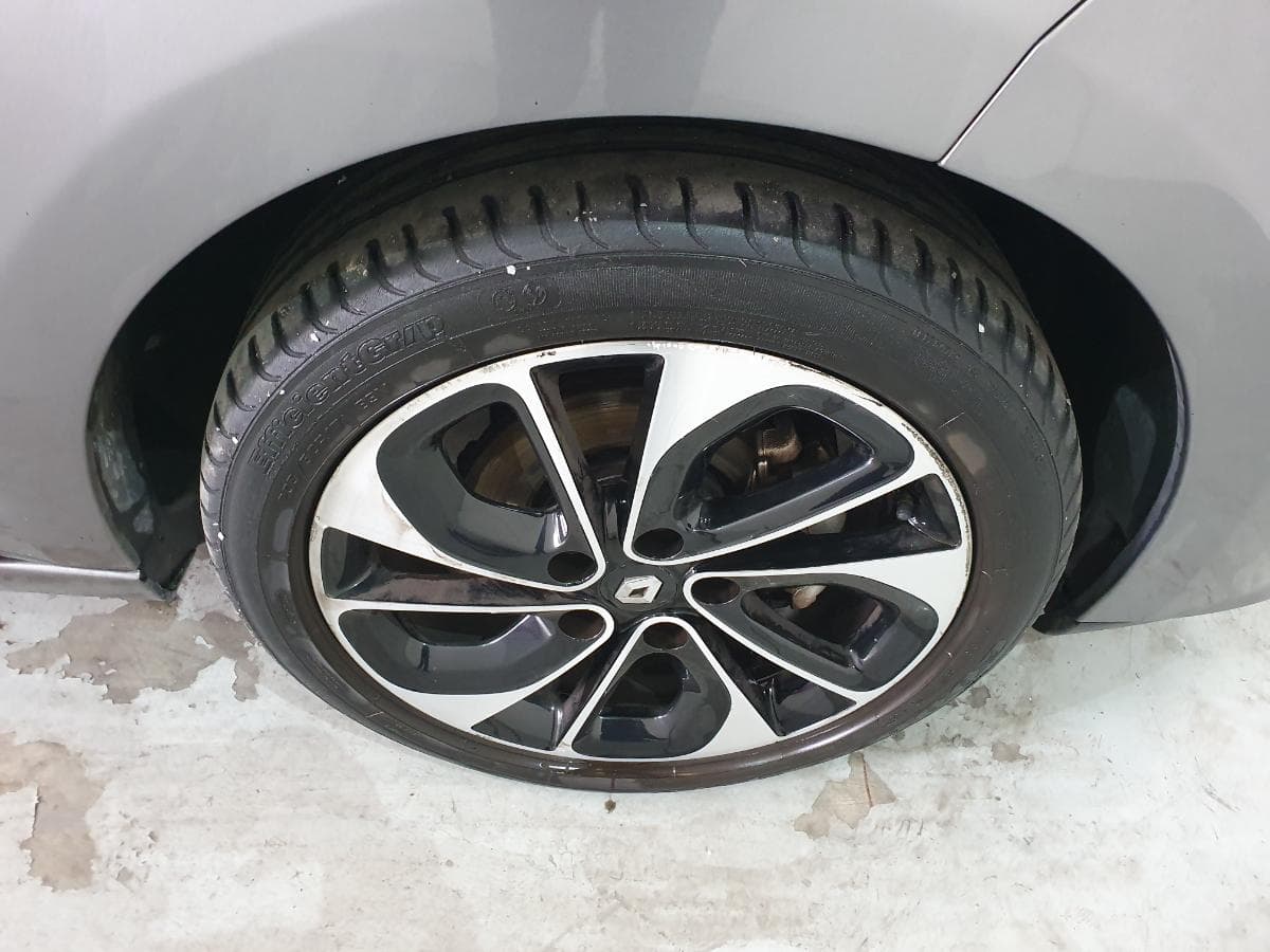 Renault Mégane 1.6 DCI · Ano 2014 — imagen 17