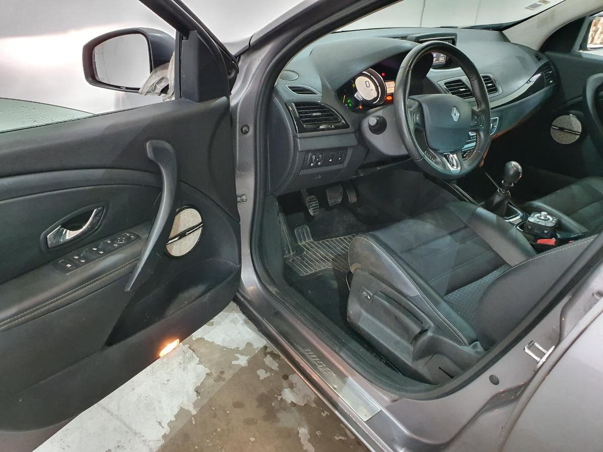 Renault Mégane 1.6 DCI · Ano 2014 — imagen 20
