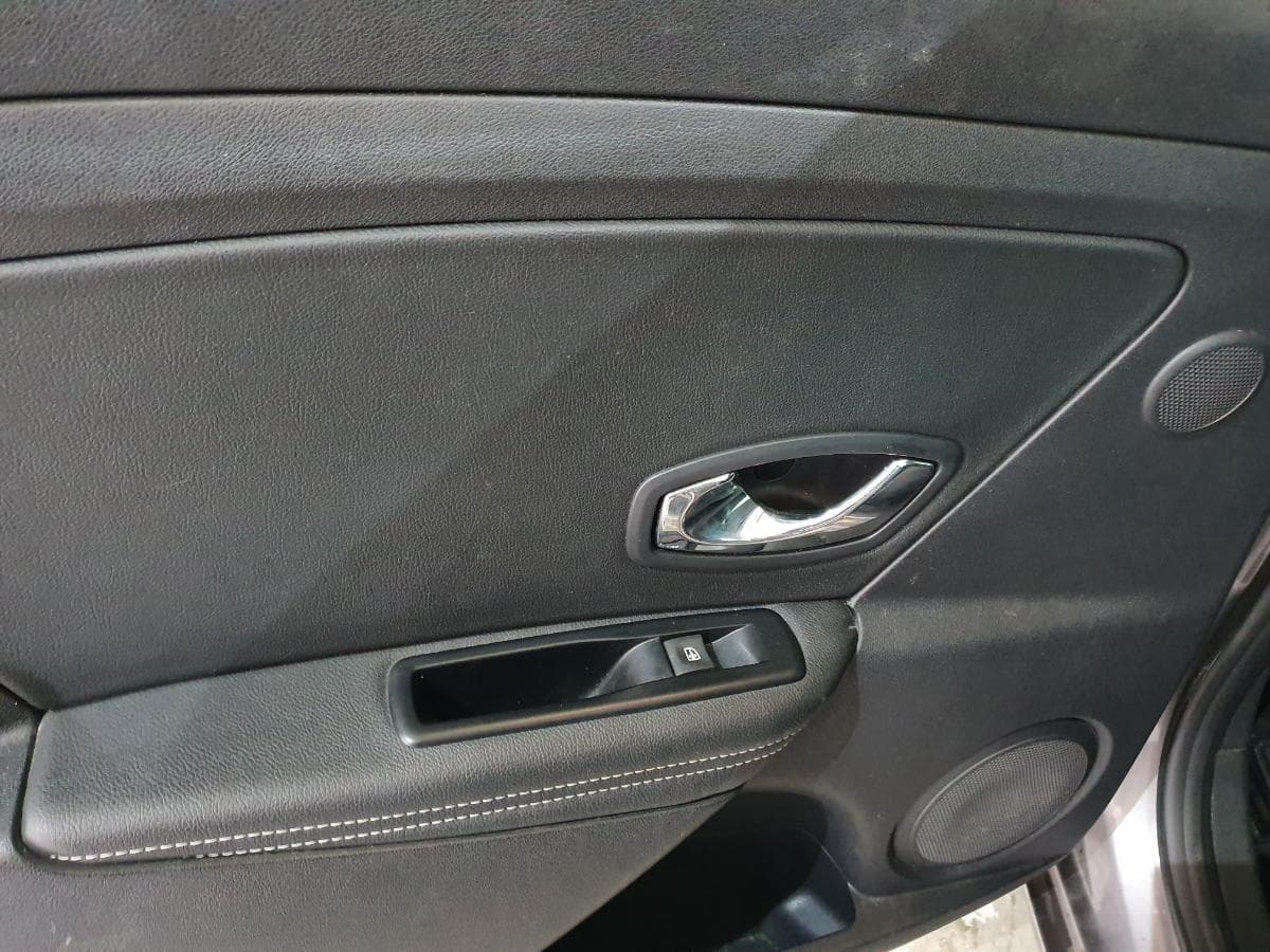 Renault Mégane 1.6 DCI · Ano 2014 — imagen 29