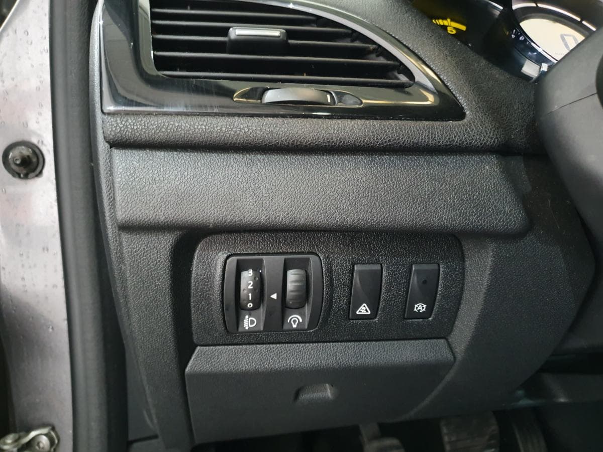 Renault Mégane 1.6 DCI · Ano 2014 — imagen 33