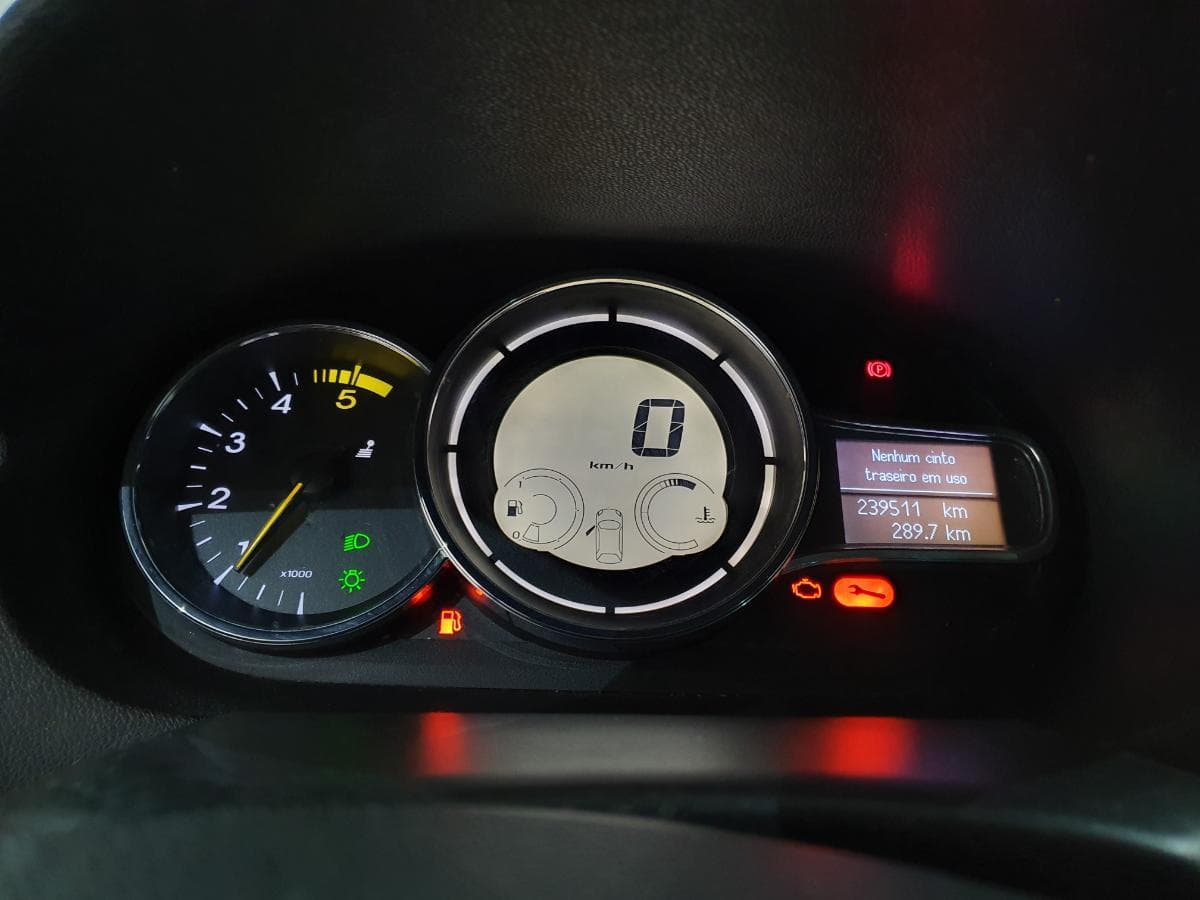 Renault Mégane 1.6 DCI · Ano 2014 — imagen 34