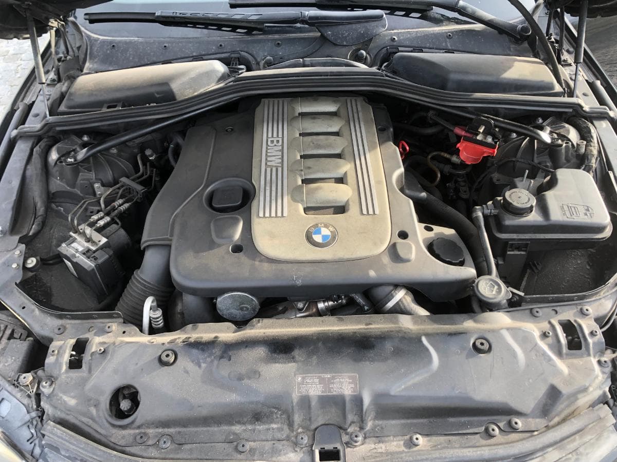 BMW 525d · Ano 2006 — imagem 9