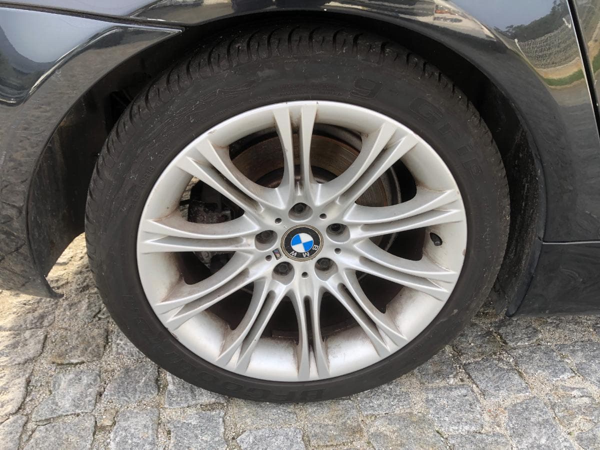 BMW 525d · Ano 2006 — imagem 12