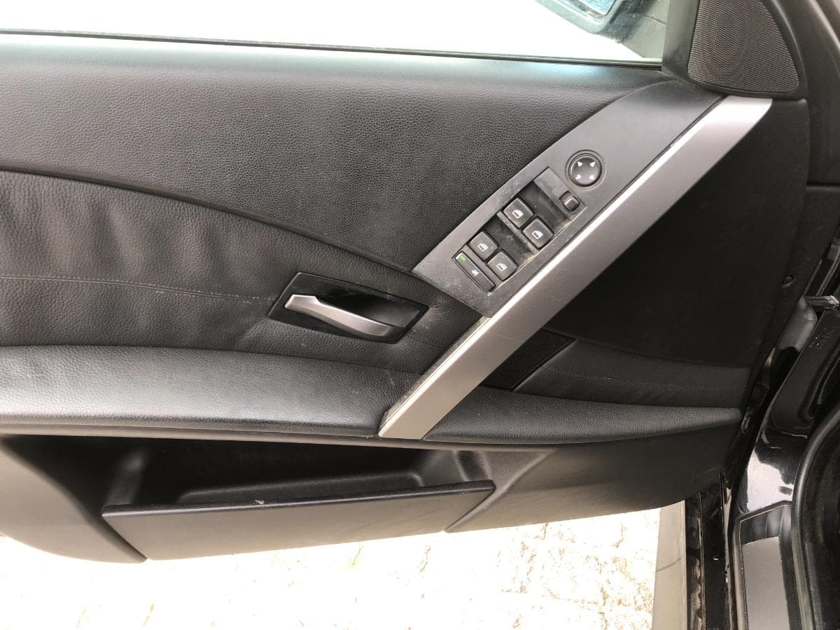 BMW 525d · Ano 2006 — imagem 19