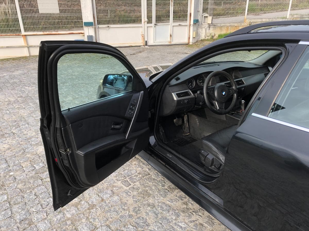 BMW 525d · Ano 2006 — imagem 18