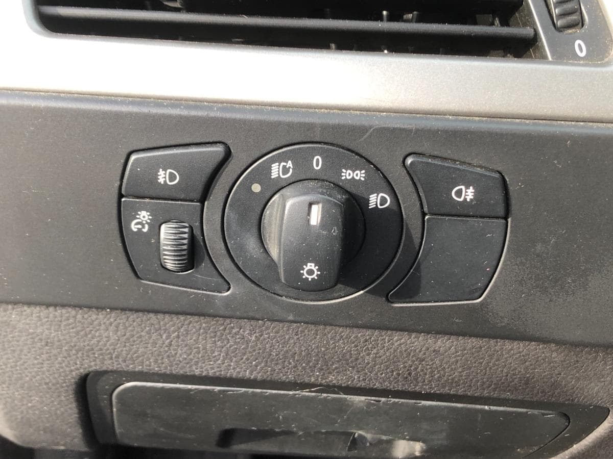 BMW 525d · Ano 2006 — imagem 25