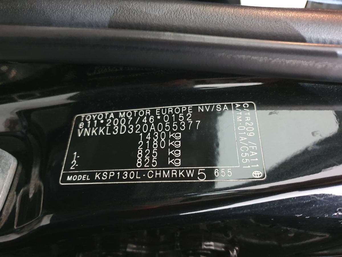Toyota Yaris 1.0 · Ano 2012 — imagem 5