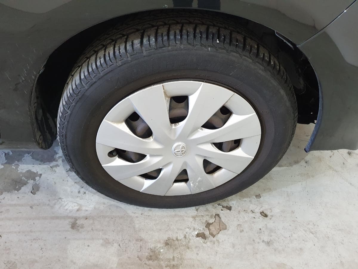 Toyota Yaris 1.0 · Ano 2012 — imagem 13