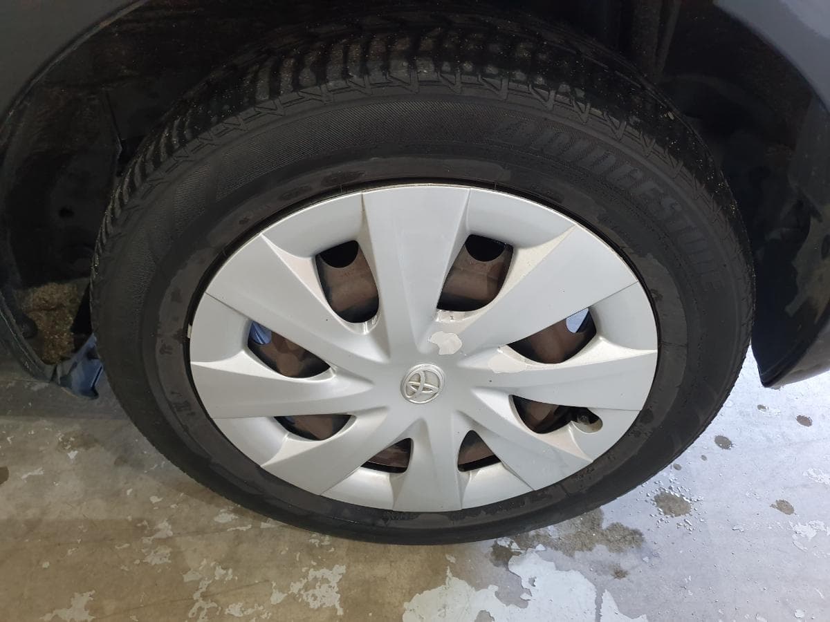 Toyota Yaris 1.0 · Ano 2012 — imagem 14