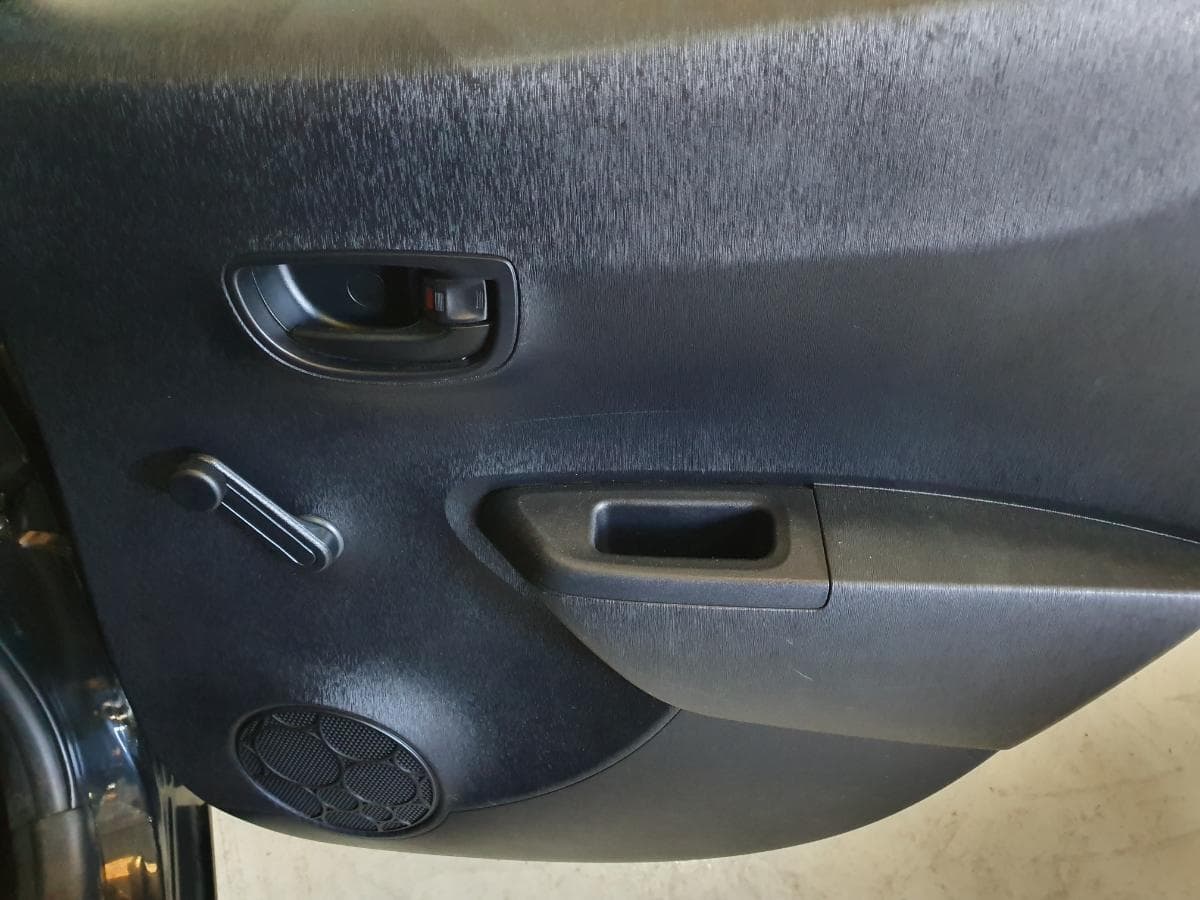 Toyota Yaris 1.0 · Ano 2012 — imagem 19