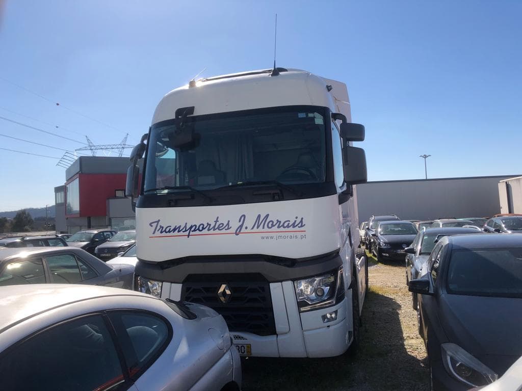 Renault T480 · Ano 2015 — image 2