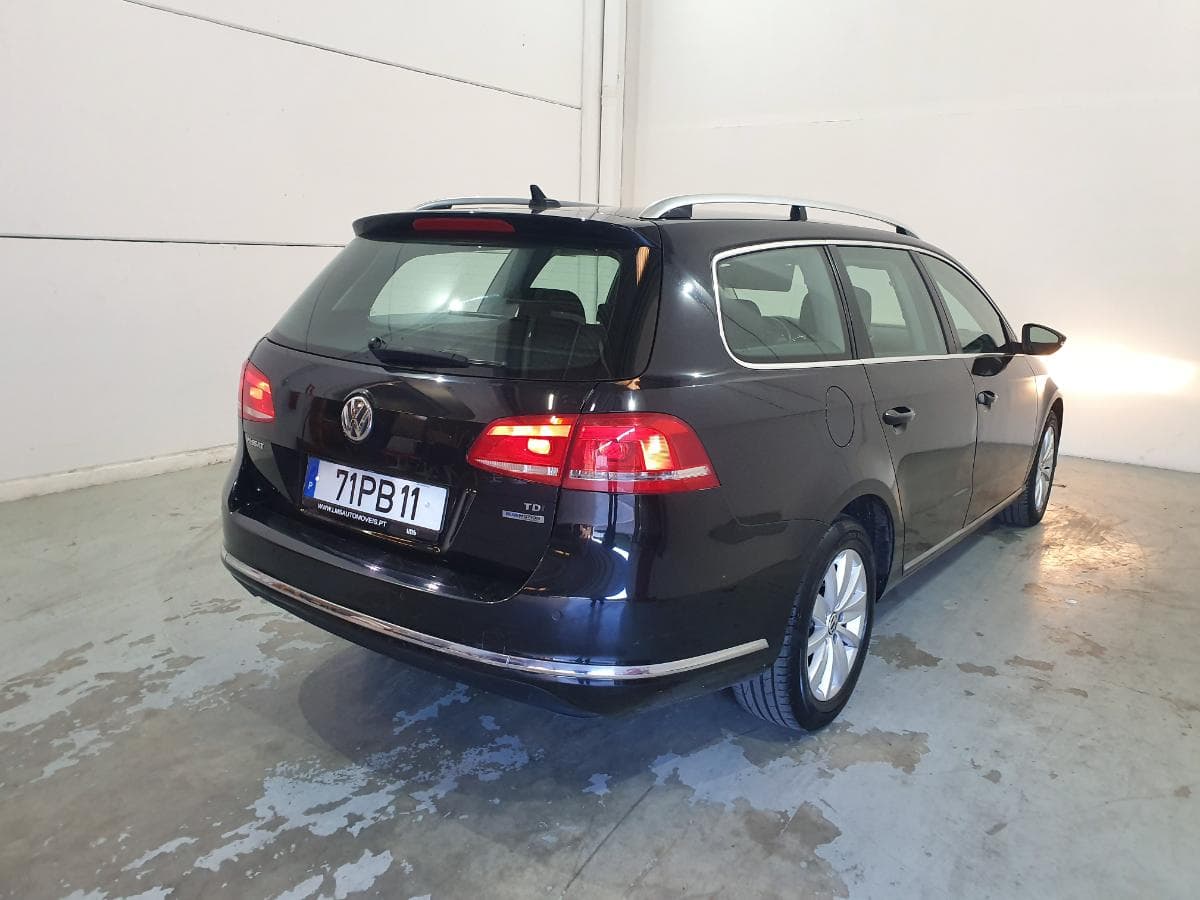 Volkswagen Passat 1.6 TDI · Ano 2012 — imagen 8