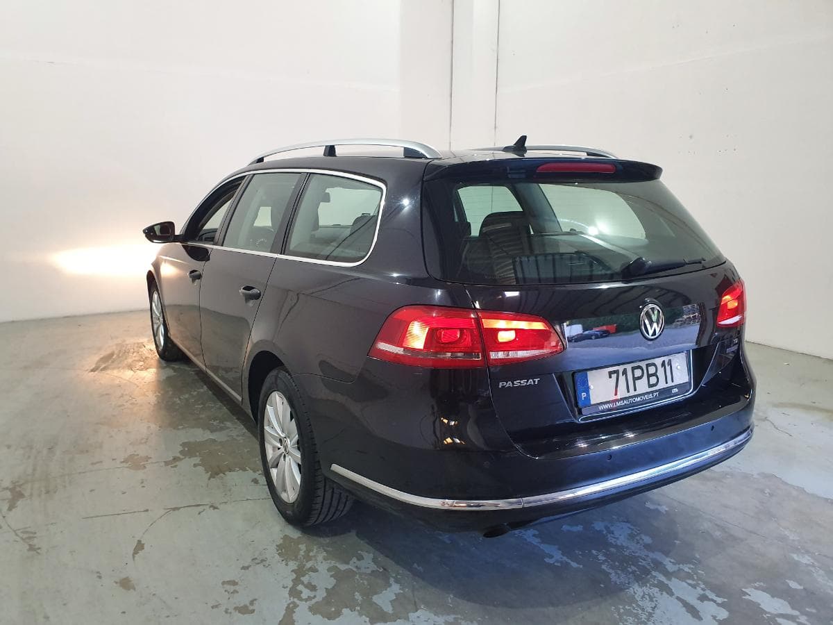 Volkswagen Passat 1.6 TDI · Ano 2012 — imagen 9