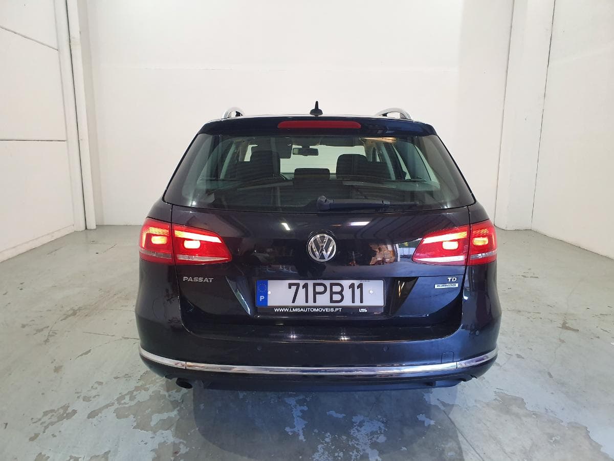 Volkswagen Passat 1.6 TDI · Ano 2012 — imagen 10