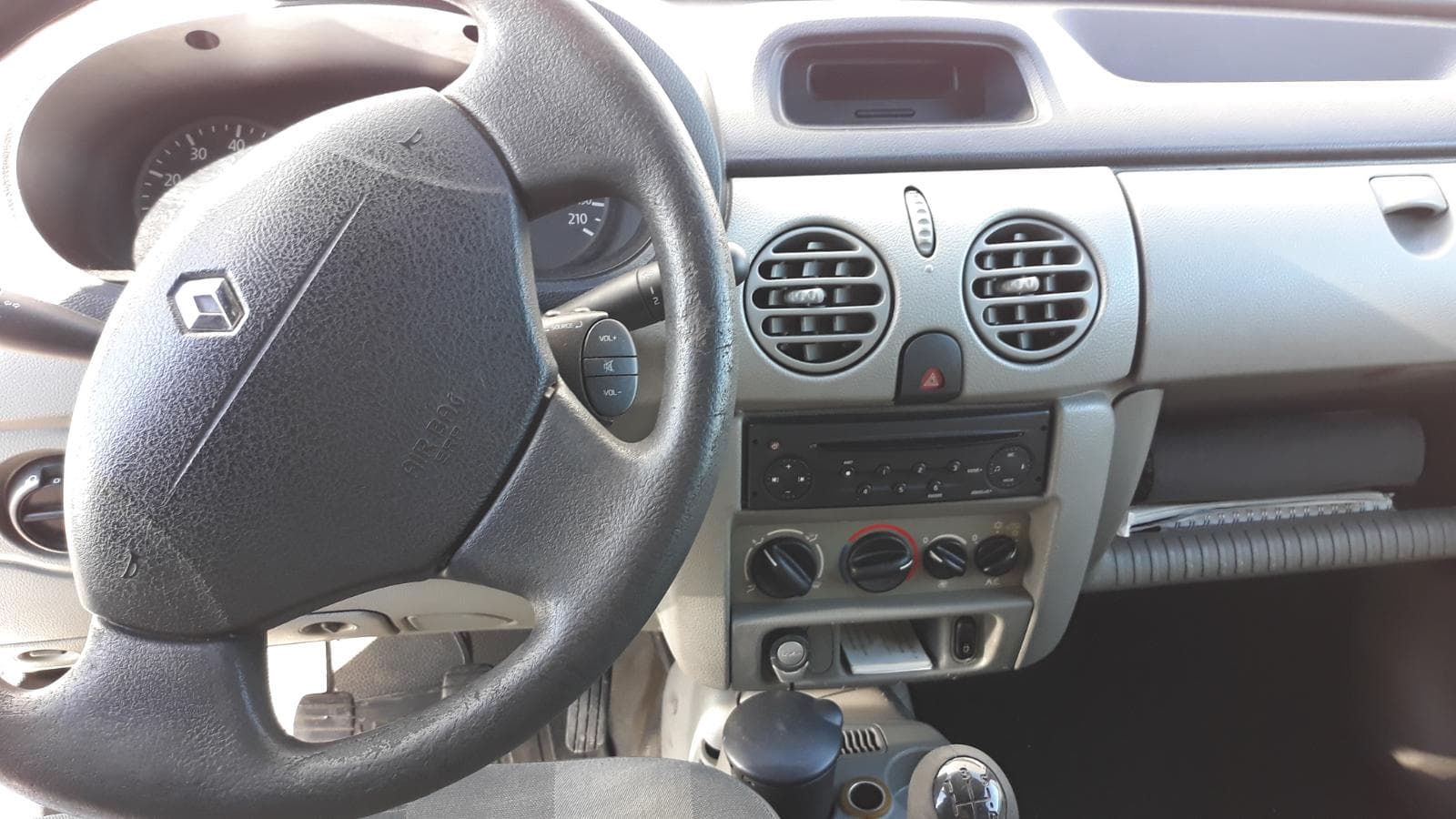 Renault Kangoo · Année 2006 — image 9
