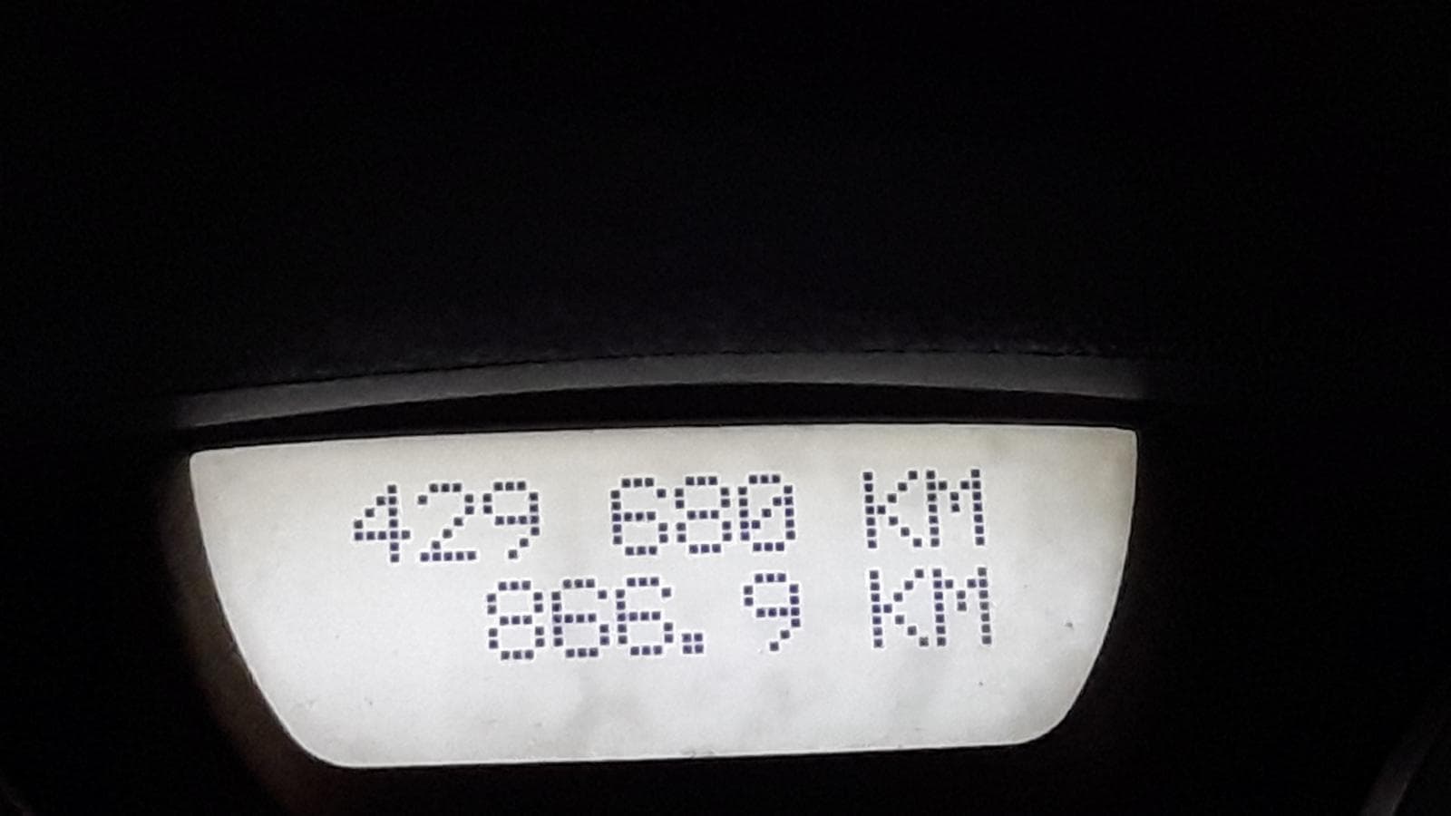 Renault Clio — image 11