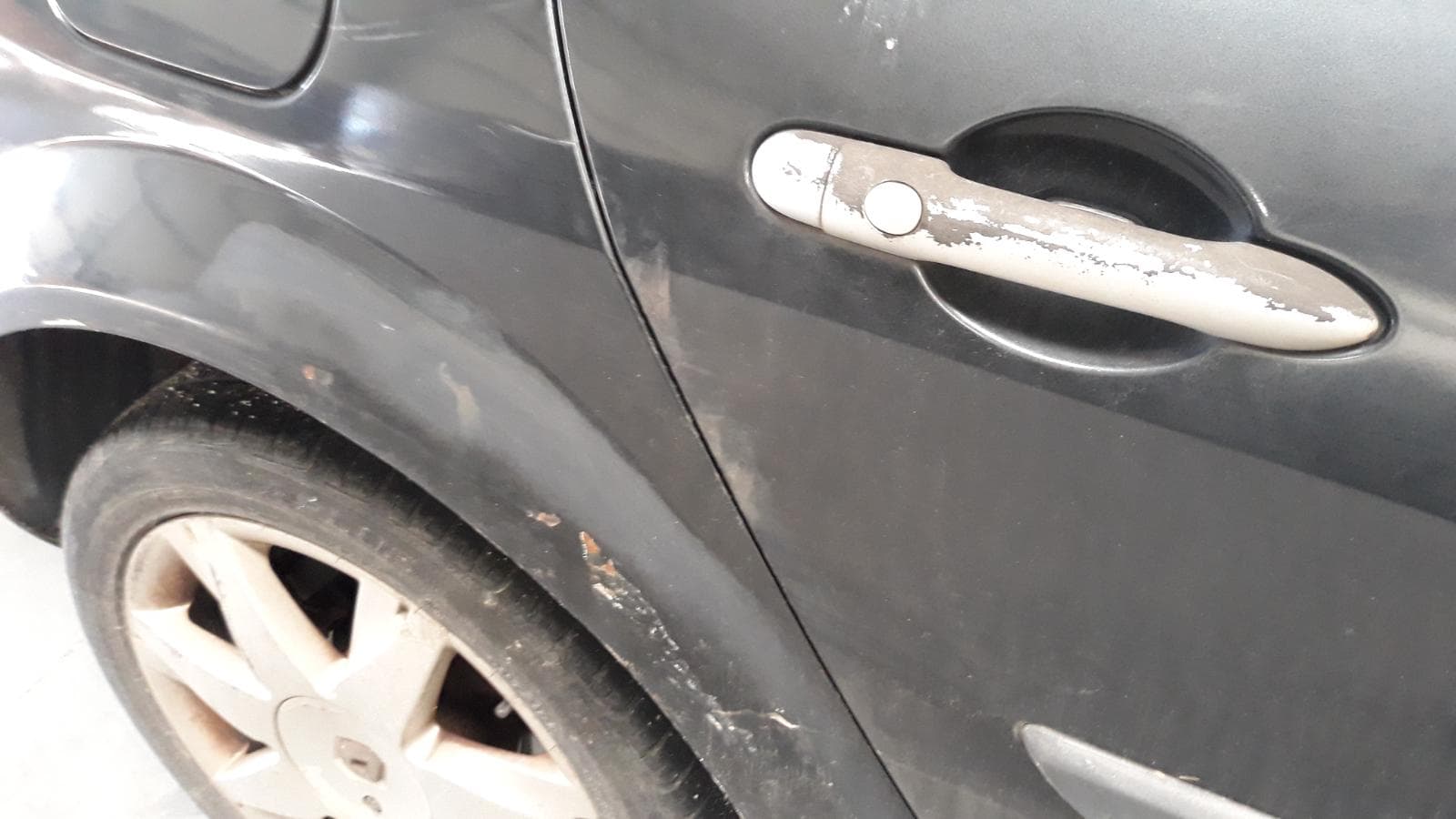 Renault Clio — image 6