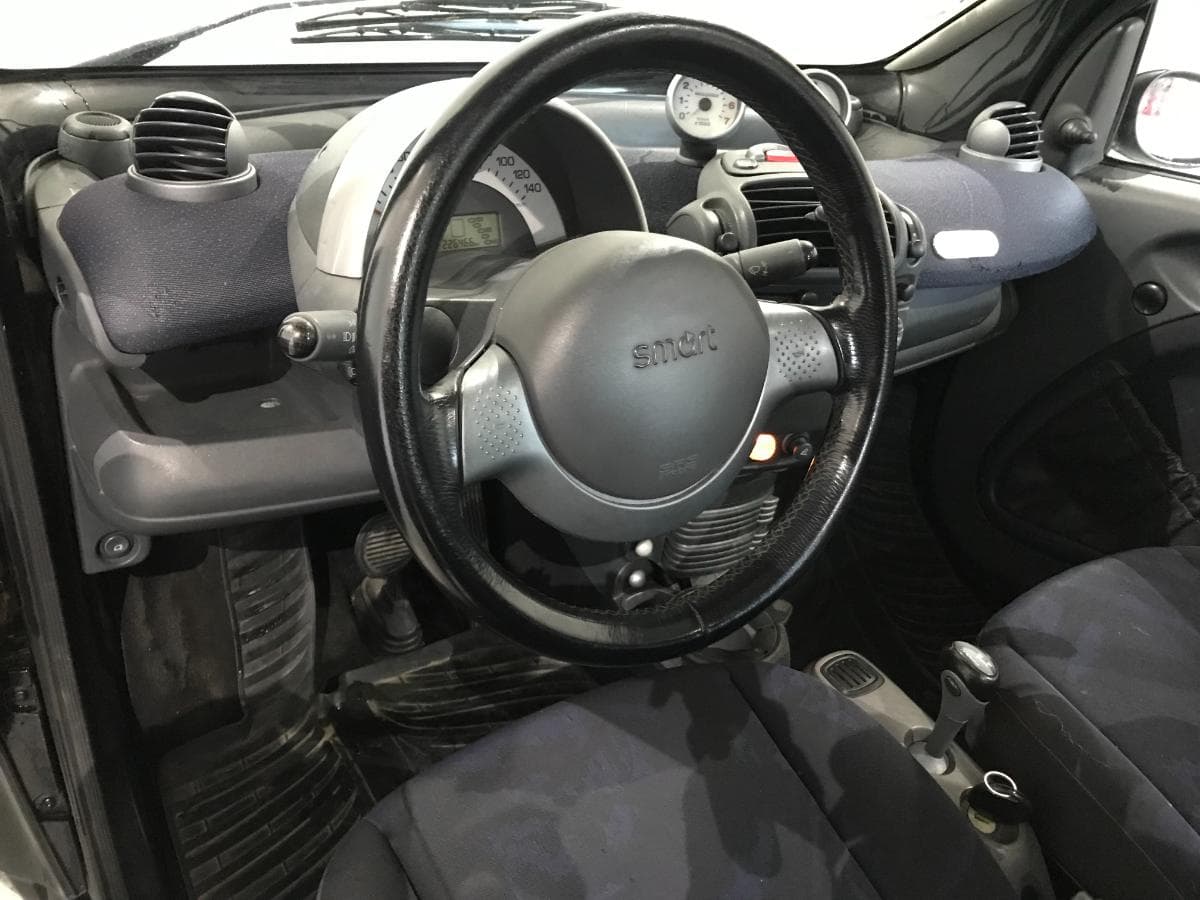 Smart Fortwo 0.7 · Ano 2006 — imagem 28