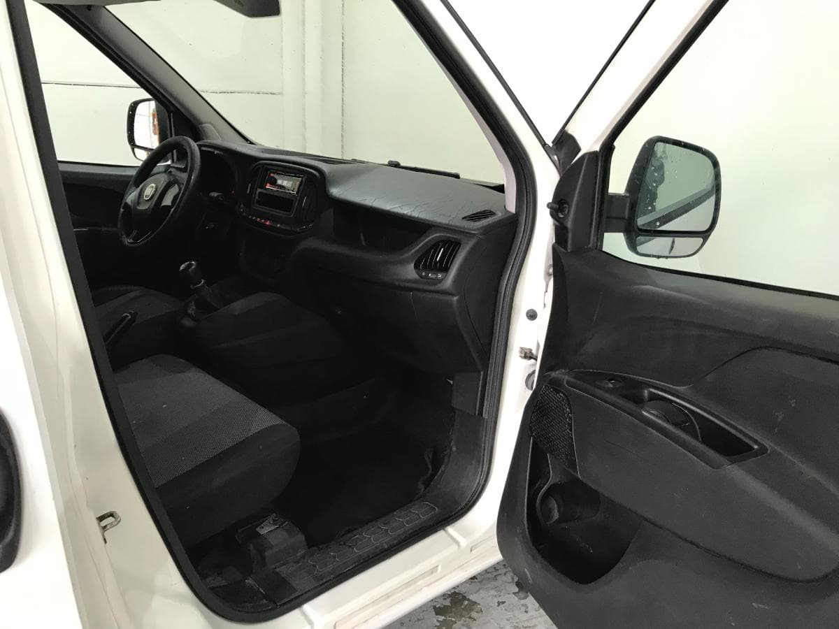 Fiat Doblo 1.6 D Multijet · Ano 2015 — imagem 21