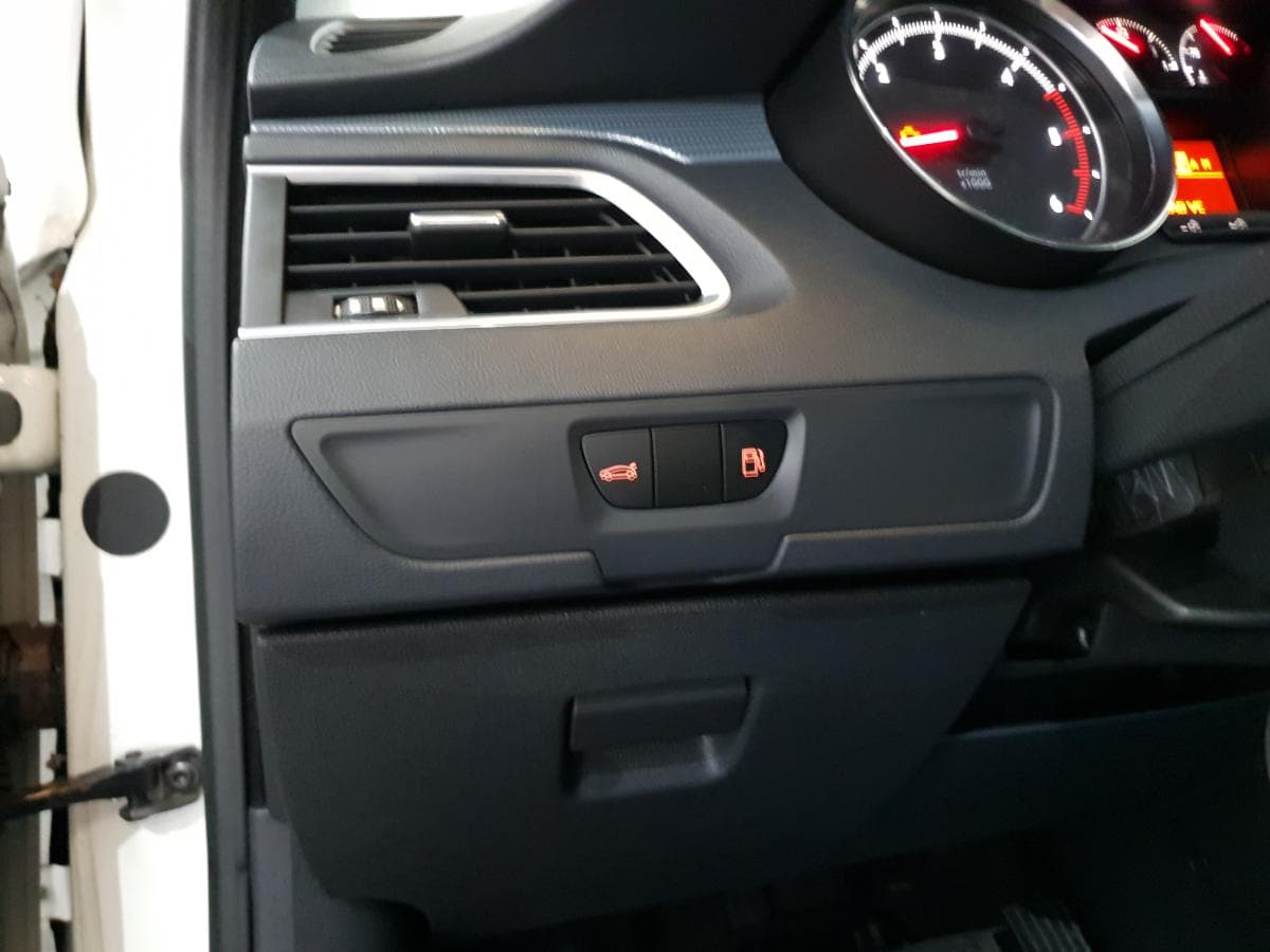 Peugeot 508 1.6 HDI — image 32