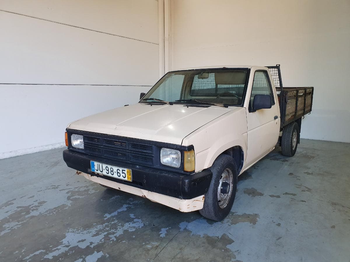 Nissan Pick Up 2.3 D · Ano 1986 — imagem 1