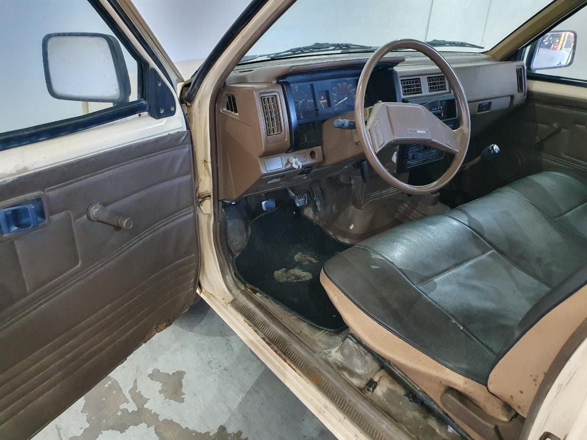 Nissan Pick Up 2.3 D · Ano 1986 — imagem 16