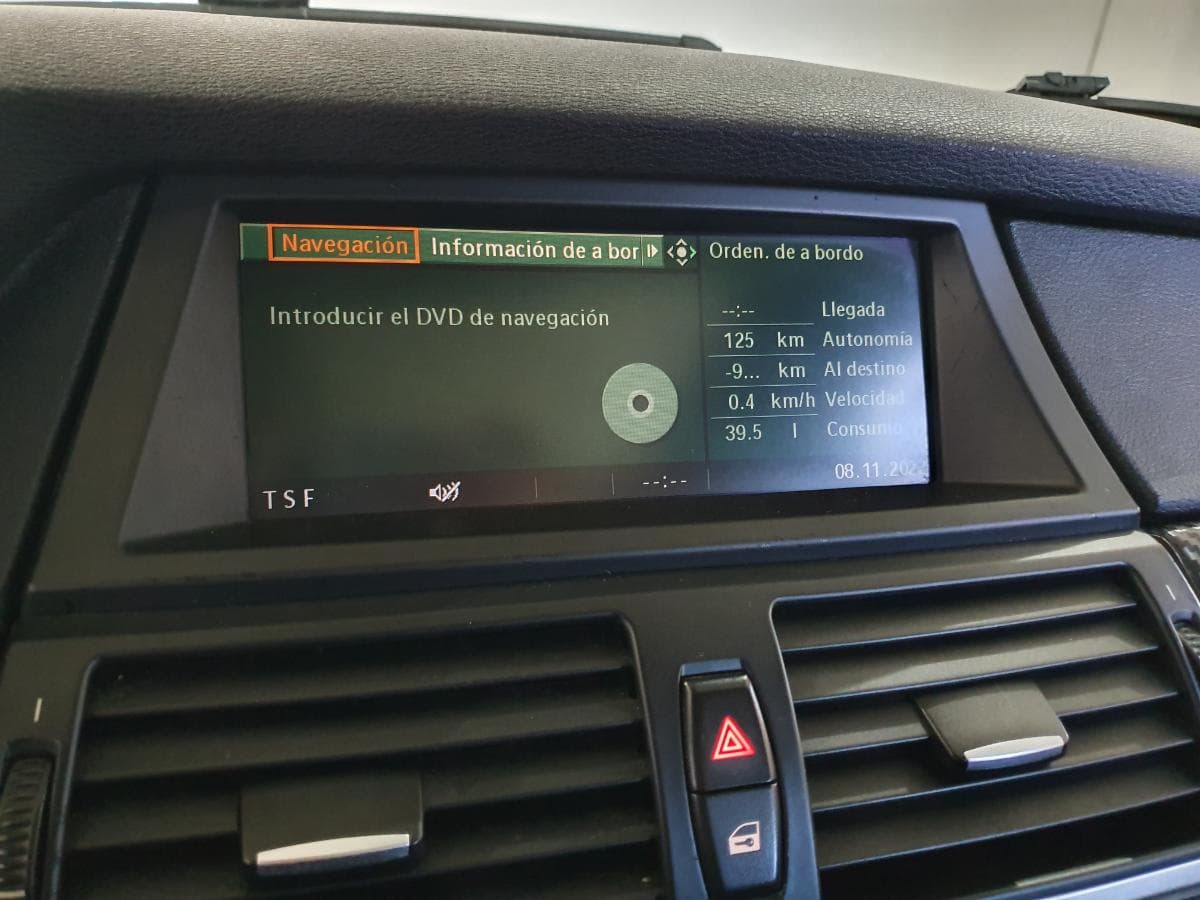 BMW X5 3.0 D · Ano 2007 — image 24