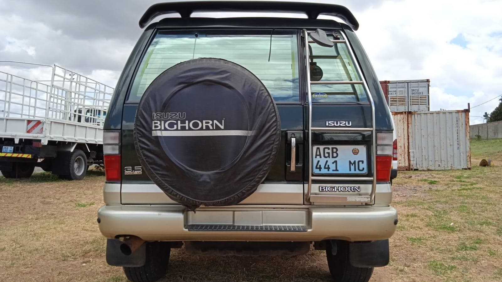 ISUZU Bighorn — imagem 9