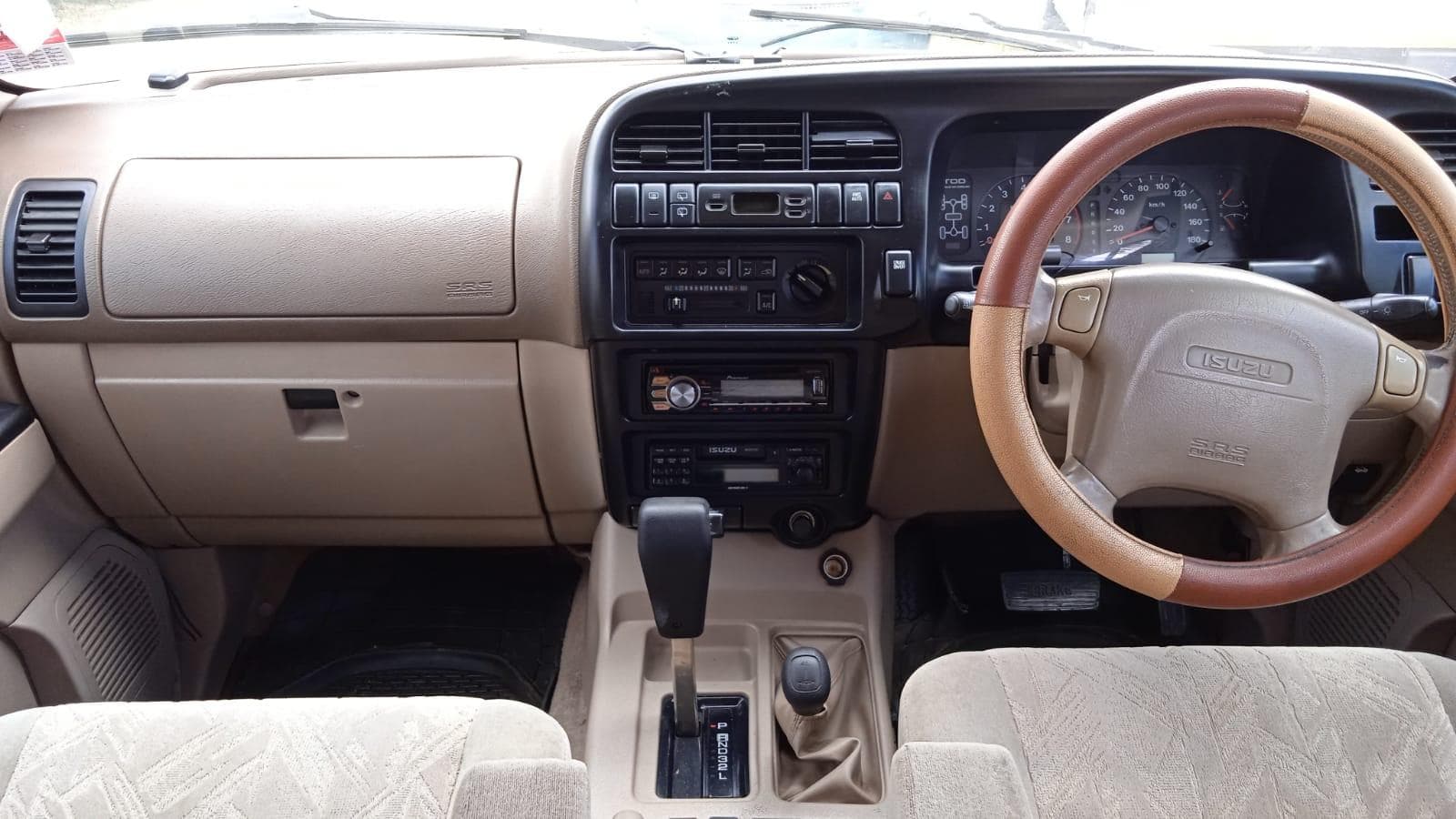 ISUZU Bighorn — imagem 10