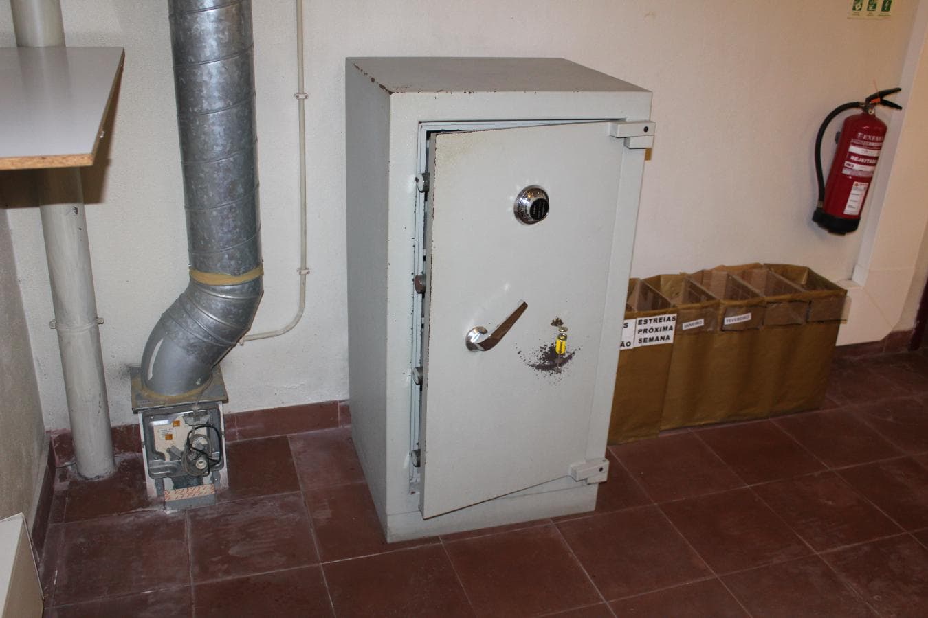 Equipamentos Diversos — image 17