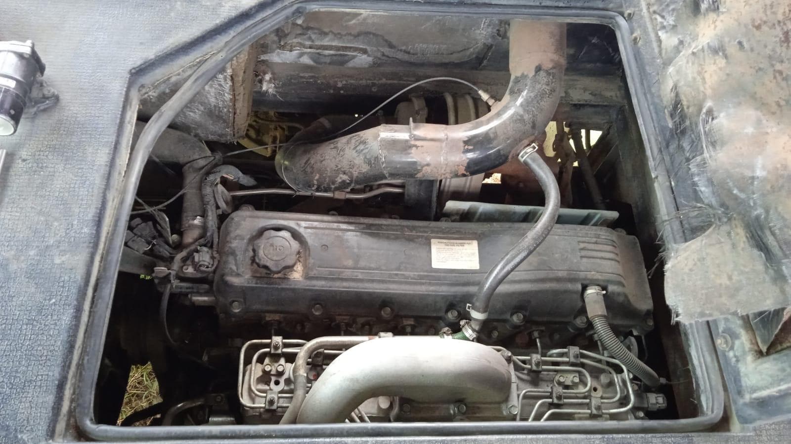 Autocarro Nissan UD90B — imagem 12