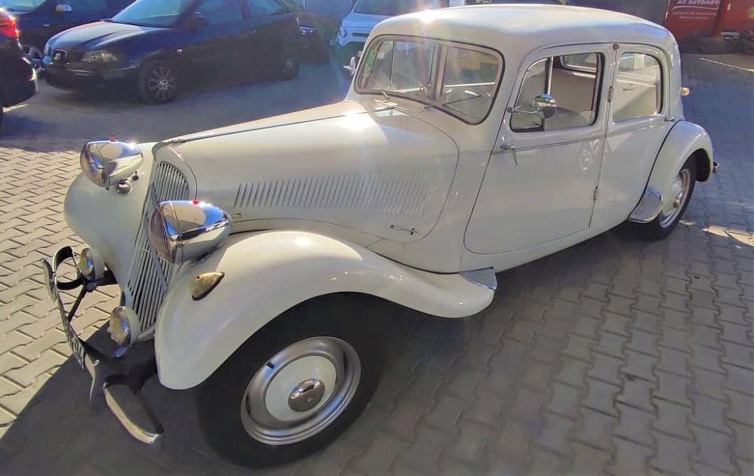 Citroën 11 BL Classico · 1954 — image 1