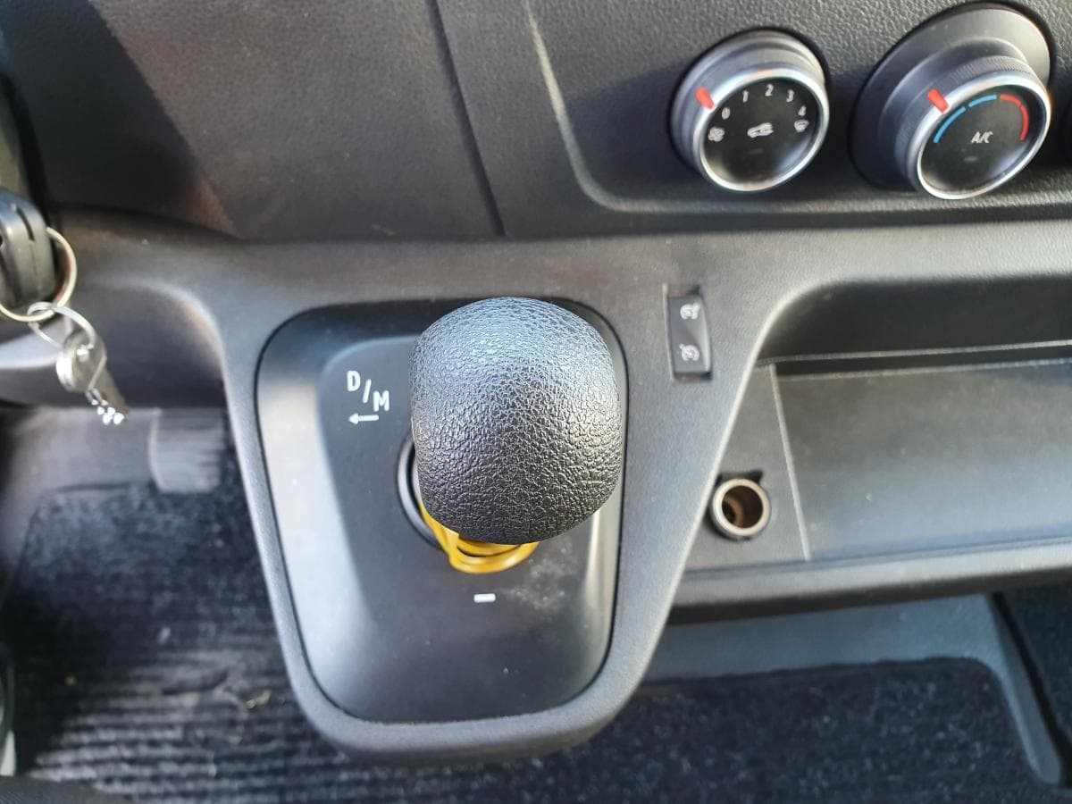 Renault Master 2.3 DCI · Ano 2021 — imagem 21