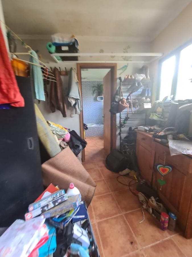 1/2 de Moradia + Terreno · Ponta Delgada, Arquipélago dos Açores — imagen 3
