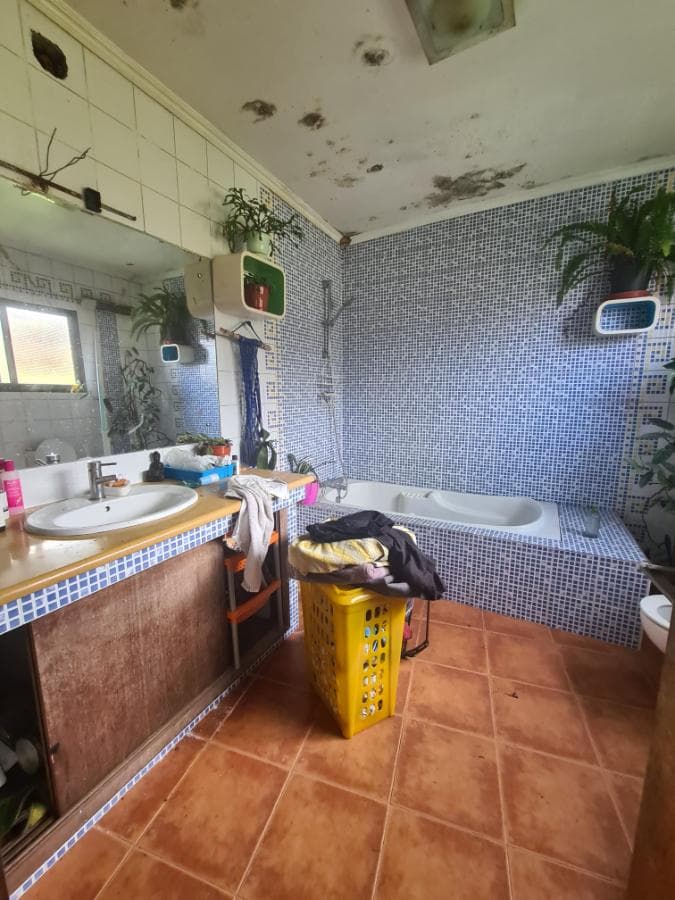 1/2 de Moradia + Terreno · Ponta Delgada, Arquipélago dos Açores — imagen 6