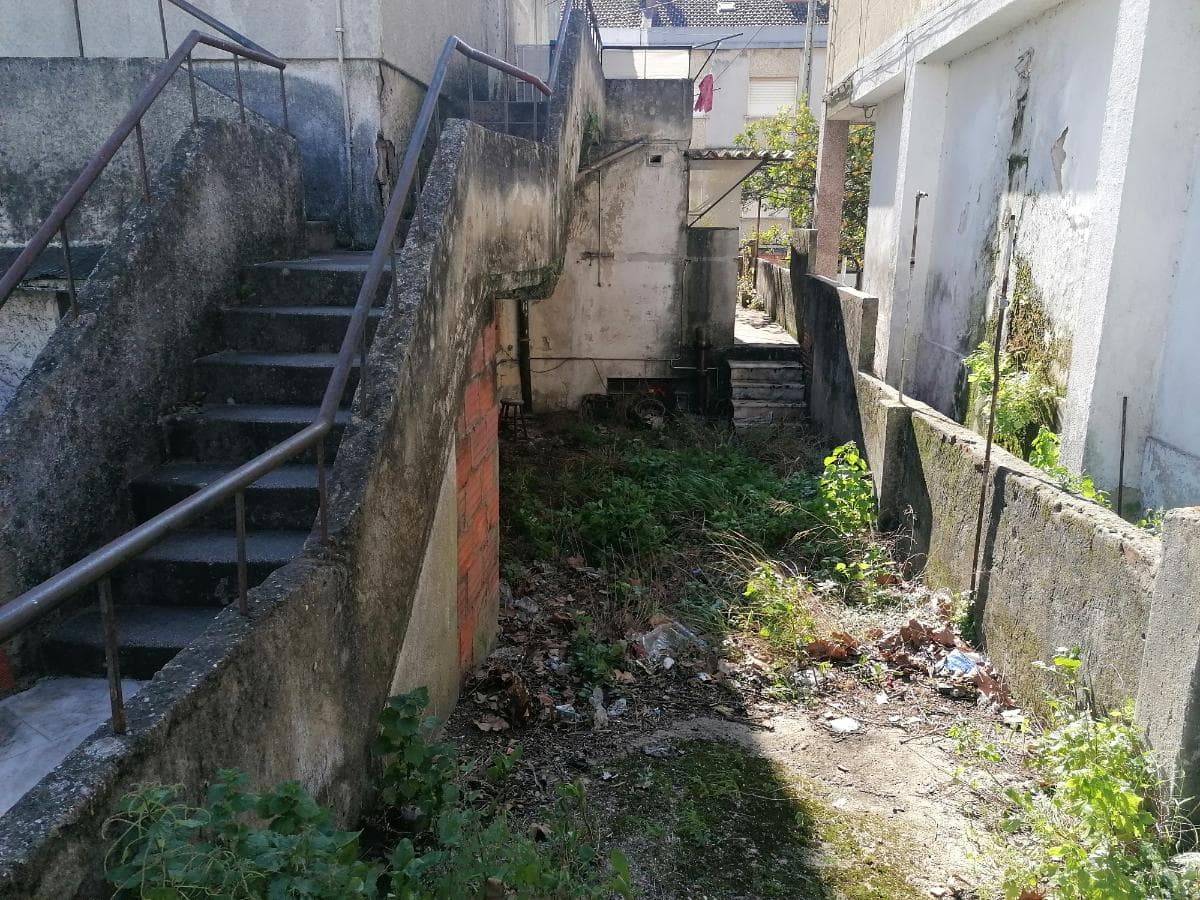 Prédio · Loures — image 9