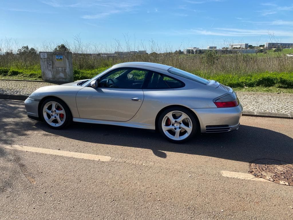 Porsche 996 (911 Carrera 4S) · Ano 2004 — imagem 5