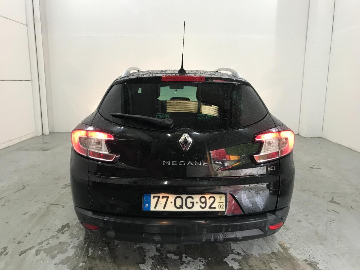 Renault Mégane 1.5DCI · Ano 2011 — imagem 5