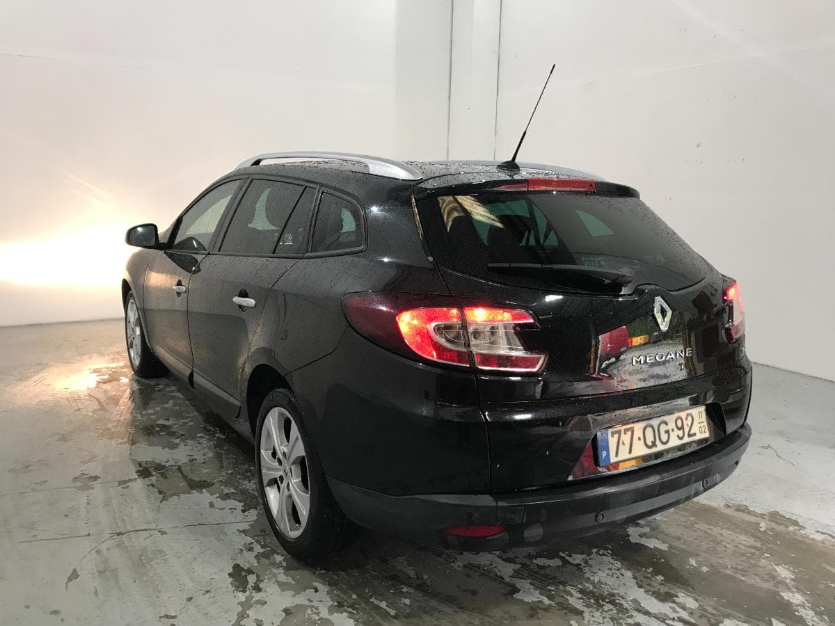 Renault Mégane 1.5DCI · Ano 2011 — imagem 6