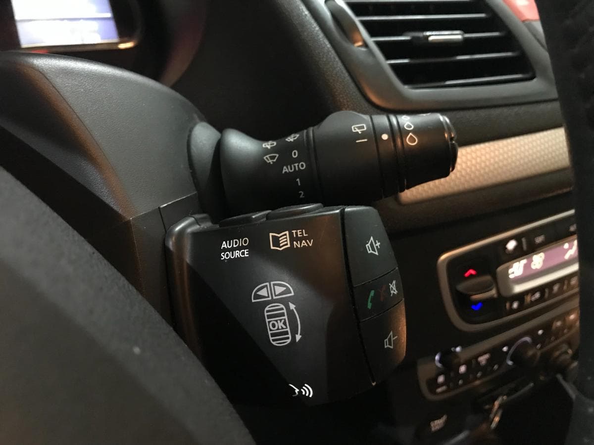 Renault Mégane 1.5DCI · Ano 2011 — imagem 41